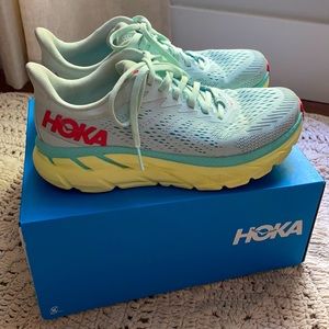 Hoka Clifton 7!
